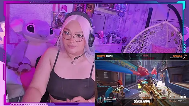 Snapshot of MegariaB chatting on 03.11.25 MegariaB online show from 03.11.25