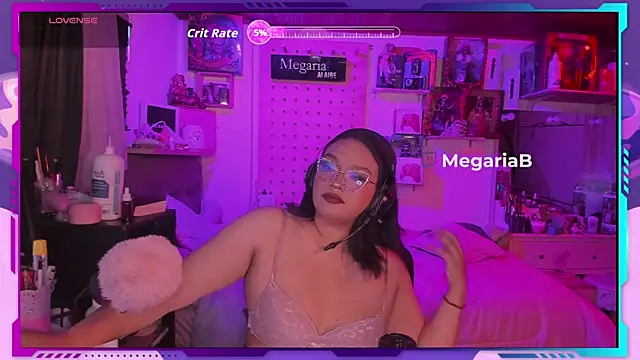 Snapshot of MegariaB chatting on 10.18.25 MegariaB online show from 10.18.25