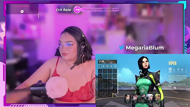 Snapshot of MegariaB chatting on 12.16.25 MegariaB online show from 12.16.25