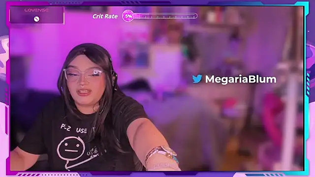 Snapshot of MegariaB chatting on 12.20.25 MegariaB online show from 12.20.25