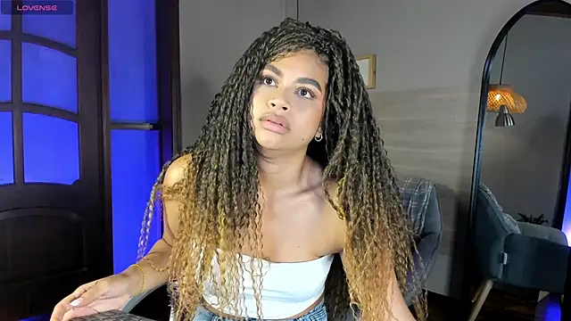 nayah   online show from 03.18.26