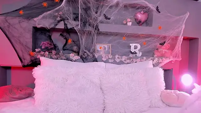 rosemonrooe online show from 10.31.25