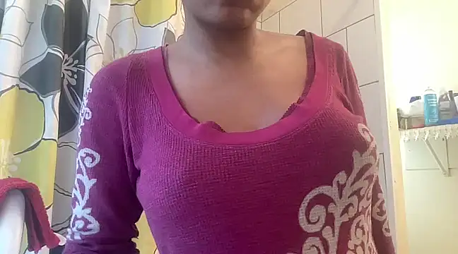 MommyConfident online show from 02.17.25