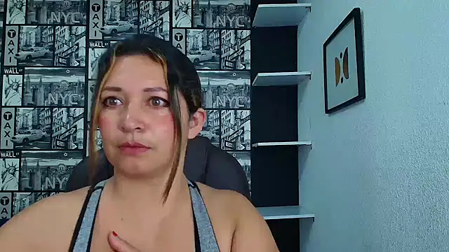 Devil Sara online show from 02.18.25