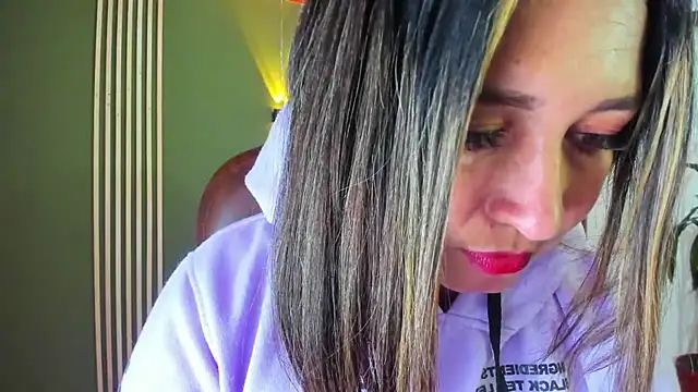 Devil Sara online show from 03.15.25