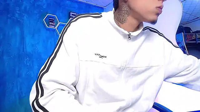 Liam lee online show from 02.11.25