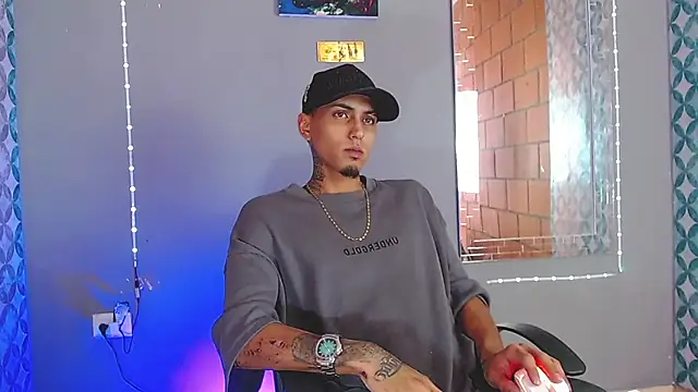 Snapshot of Liam_lee chatting on 07.05.26 Liam lee online show from 07.05.26