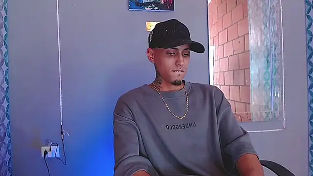 Snapshot of Liam_lee chatting on 07.13.26 Liam lee online show from 07.13.26