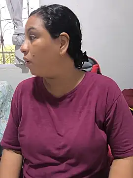 Snapshot of Francesca_ferrari chatting on 06.20.26 Francesca ferrari online show from 06.20.26