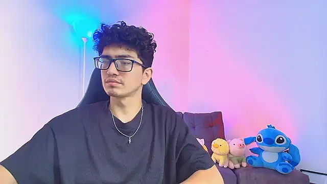 TylerWhite  online show from 01.12.26