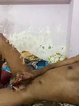 Snapshot of therawnomad chatting on 02.22.25 therawnomad online show from 02.22.25