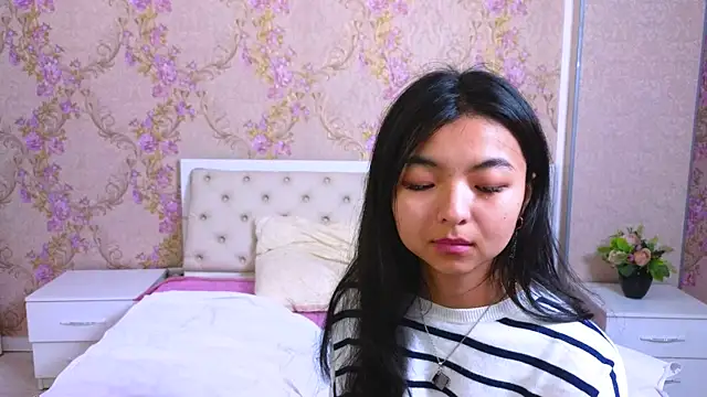 Shy Kira online show from 01.24.25