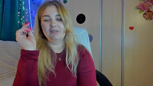 CoraSwon online show from 03.15.26