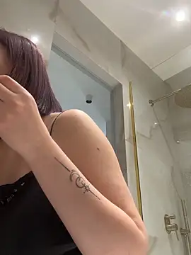 Snapshot of realpurrr chatting on 04.12.26 realpurrr online show from 04.12.26