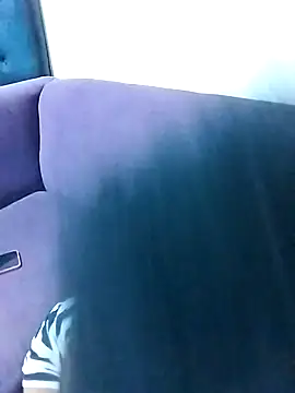 Snapshot of littlebrunett chatting on 12.18.24 littlebrunett online show from 12.18.24