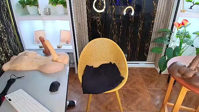 GianellaCox  online show from 02.11.25