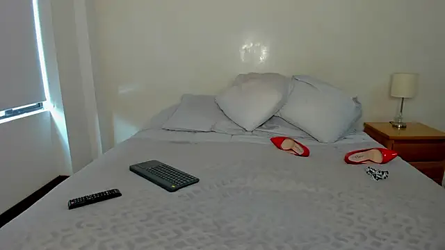 melisa ferretti online show from 02.12.26