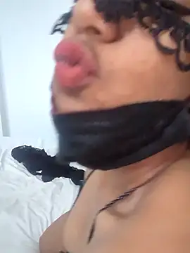 Snapshot of Sally_Anne_Jayasinghe chatting on 01.12.25 Sally Anne Jayasinghe online show from 01.12.25