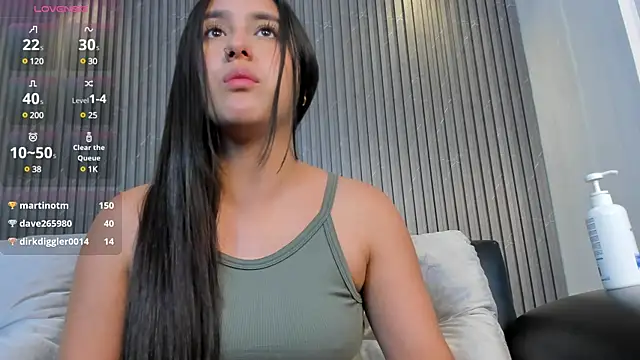 Snapshot of paulina_sweett_ chatting on 03.22.25 paulina sweett  online show from 03.22.25