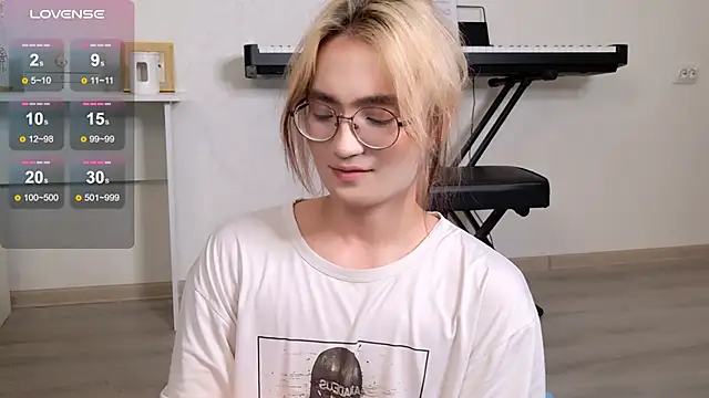 CuteYukiKun online show from 11.09.25