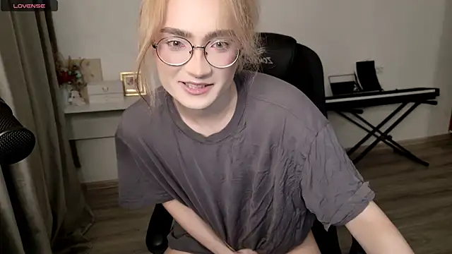 CuteYukiKun online show from 07.06.26