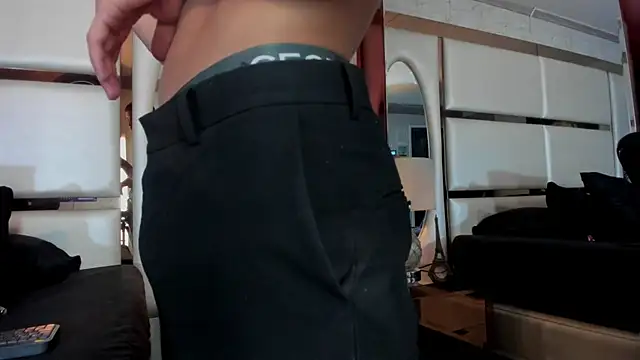 ALAN SANTHOS online show from 09.19.25