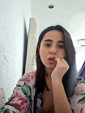 Snapshot of estibaliz chatting on 09.14.25 estibaliz online show from 09.14.25