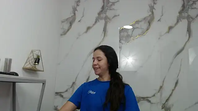 Lindsey8 online show from 04.13.26