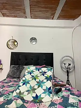 Iris love18 online show from 02.24.25