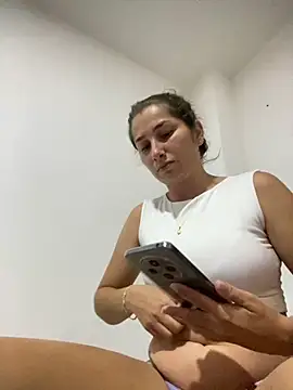 Iris love18 online show from 10.04.25