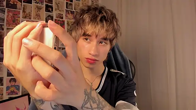 Snapshot of liamelf chatting on 06.03.26 liamelf online show from 06.03.26