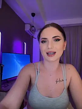 AvaGianna online show from 01.25.25