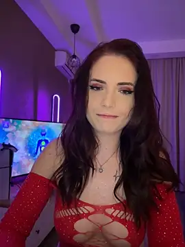 AvaGianna online show from 02.21.25