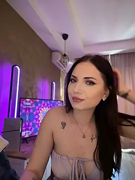 AvaGianna online show from 03.21.25