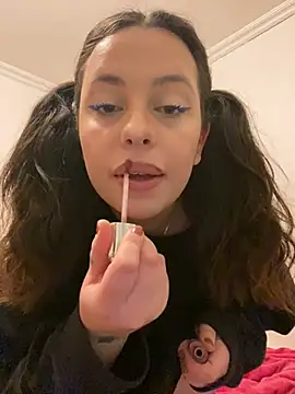 milkyhonybaby online show from 03.11.25