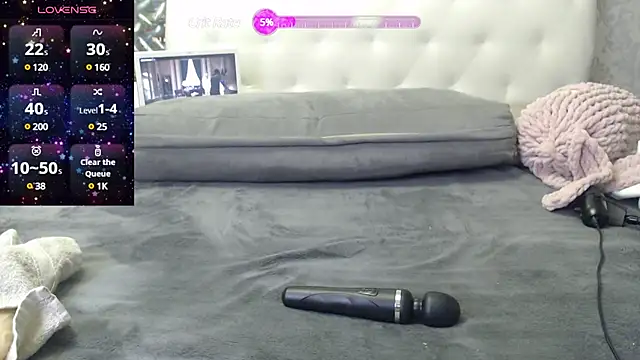 GinaAngelina online show from 01.25.25