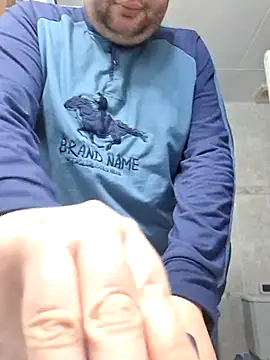 Javier bear online show from 03.08.25