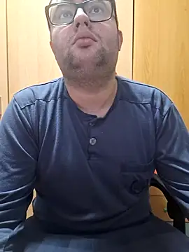 Javier bear online show from 12.03.25