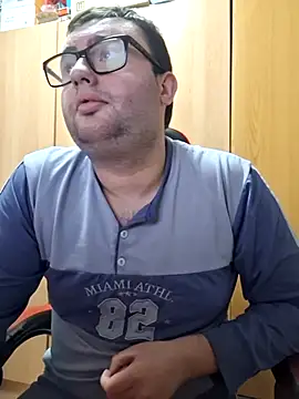 Javier bear online show from 03.23.26