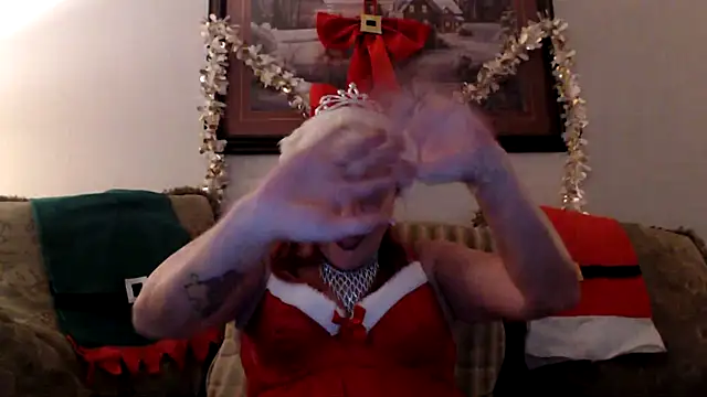 LexxiLeeds online show from 12.25.24