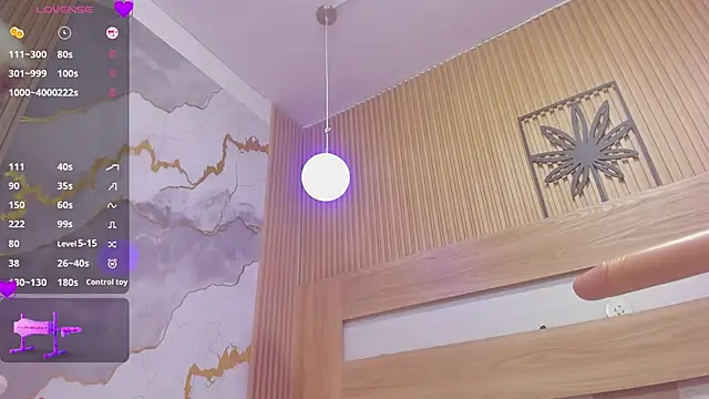 Snapshot of Elif_blond chatting on 11.06.25 Elif blond online show from 11.06.25