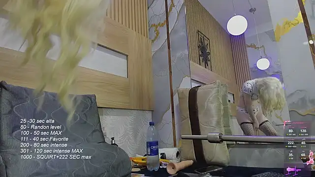 Snapshot of Elif_blond chatting on 02.06.26 Elif blond online show from 02.06.26