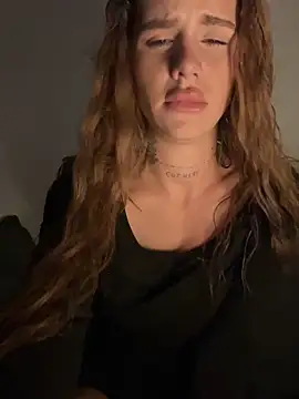 EmiliaCatalina online show from 02.17.26