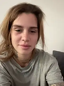 EmiliaCatalina online show from 03.08.26