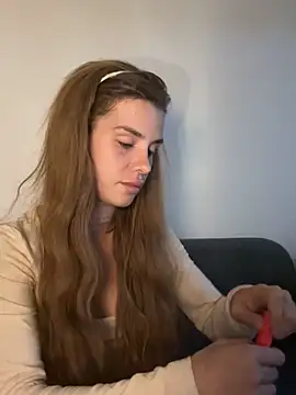 EmiliaCatalina online show from 03.09.26