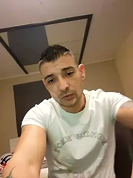 Snapshot of Zoltanioan26 chatting on 01.19.26 Zoltanioan26 online show from 01.19.26