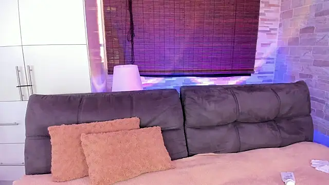 cinnamon kyla online show from 02.14.25