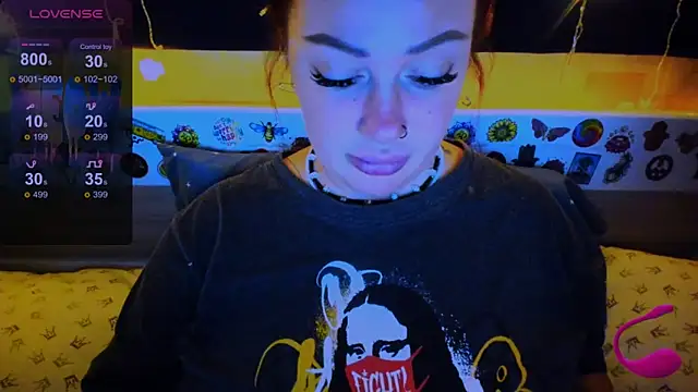 EllieOz online show from 02.28.25