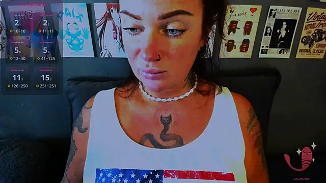 EllieOz online show from 04.10.26