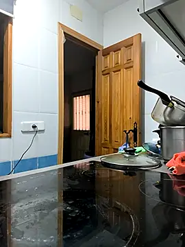 Mistik red online show from 09.30.25